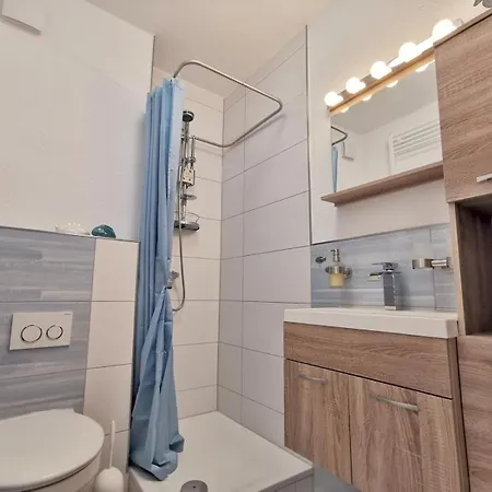 Apartment 46